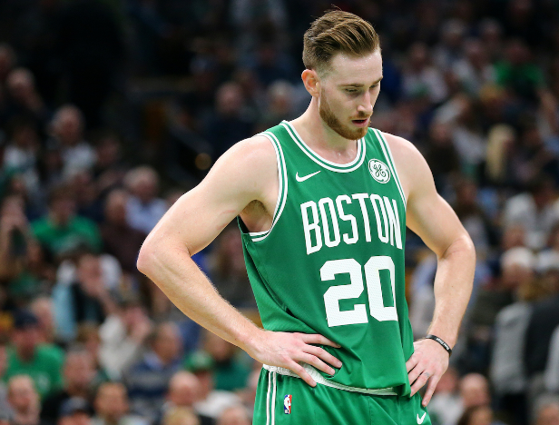 万人到场 万人到场